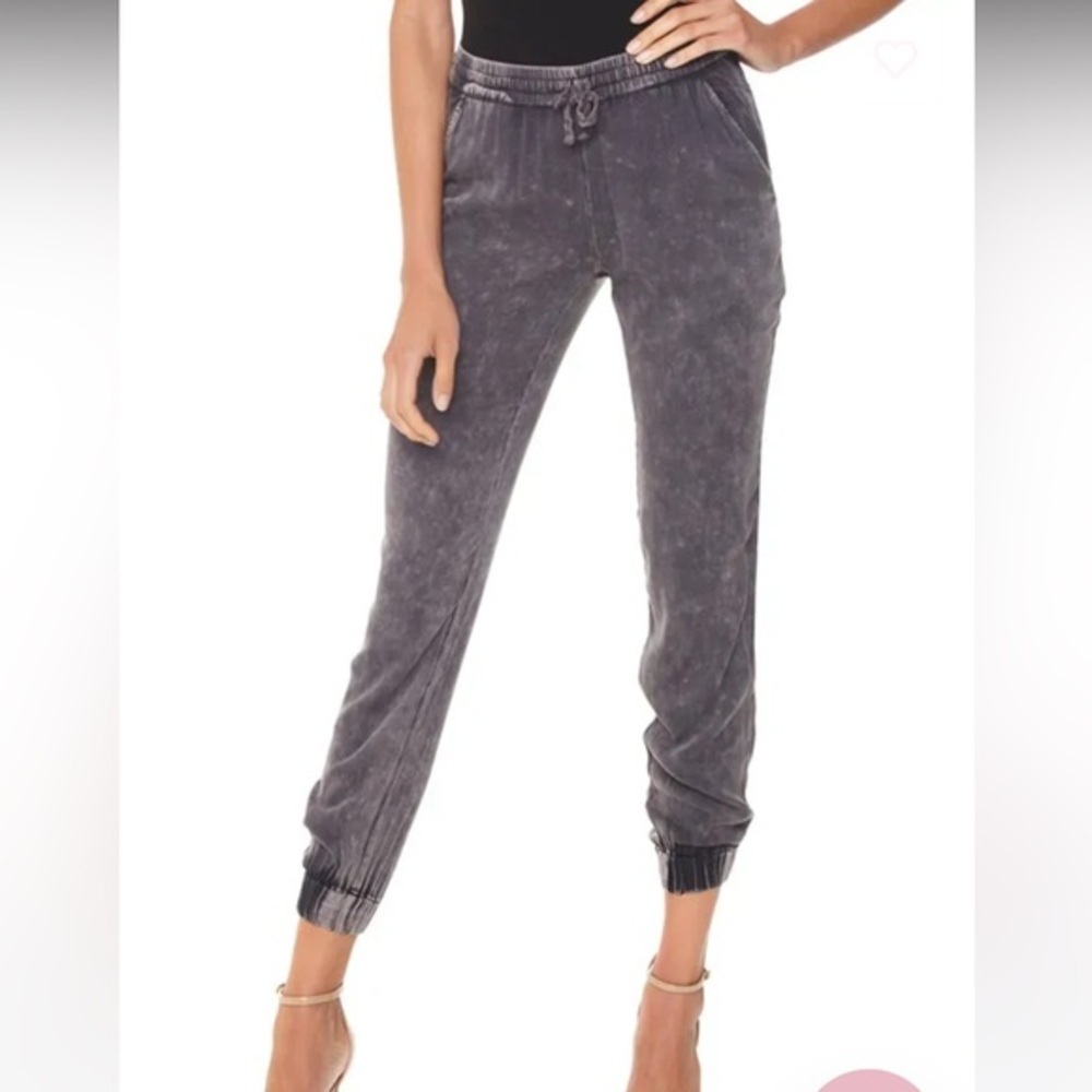 NWT CHASER HEIRLOOM WOVENS ZIPPER POCKET JOGGER, Navy Blue, Size Medium